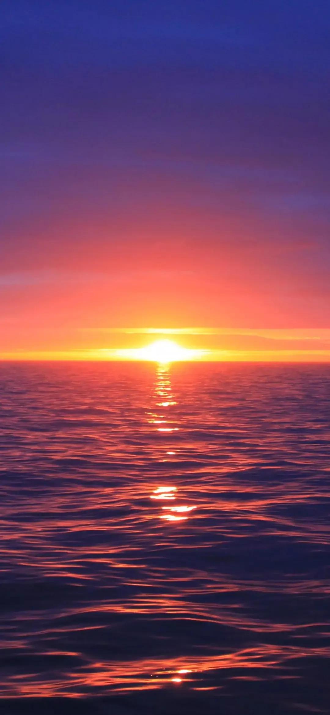 大海壁纸｜大海边，守候朝霞，聆听海浪的乐章