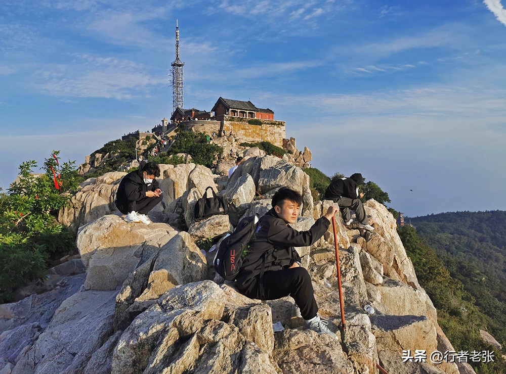 泰山看日出旅游攻略山上住宿,五一爬泰山哪个地方看日出最好
