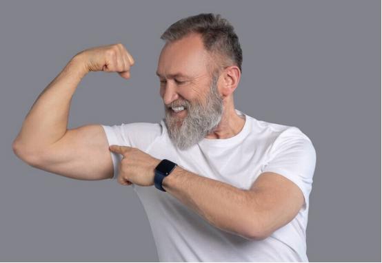 男人四十如何不油腻,40岁的男人吃什么最健康