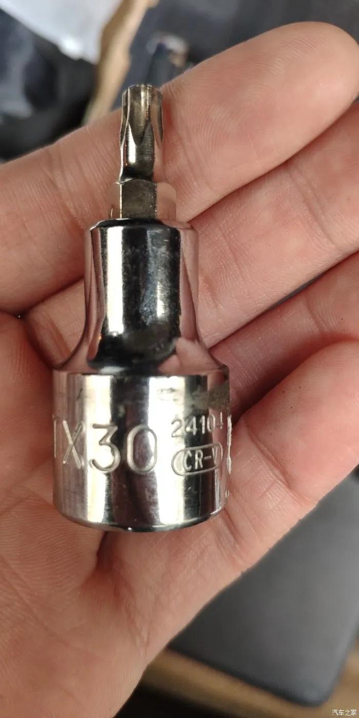 宝来节温器总成更换视频,更换节温器怎么试车