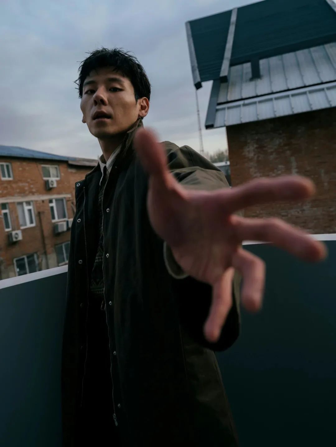 凭眼神迷倒全网，一开嗓被惊艳到了…《漫长的季节》里广西籍演员走红！