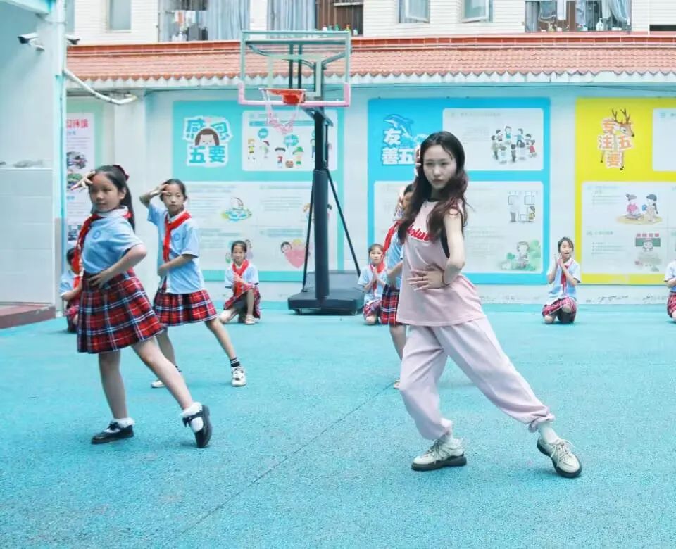 小学课后服务语文,金康园小学课后服务课