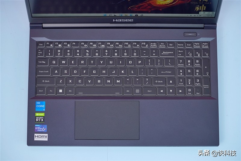 神舟战神z712代i5玩地平线,神舟战神新z7i5-12500h游戏测评