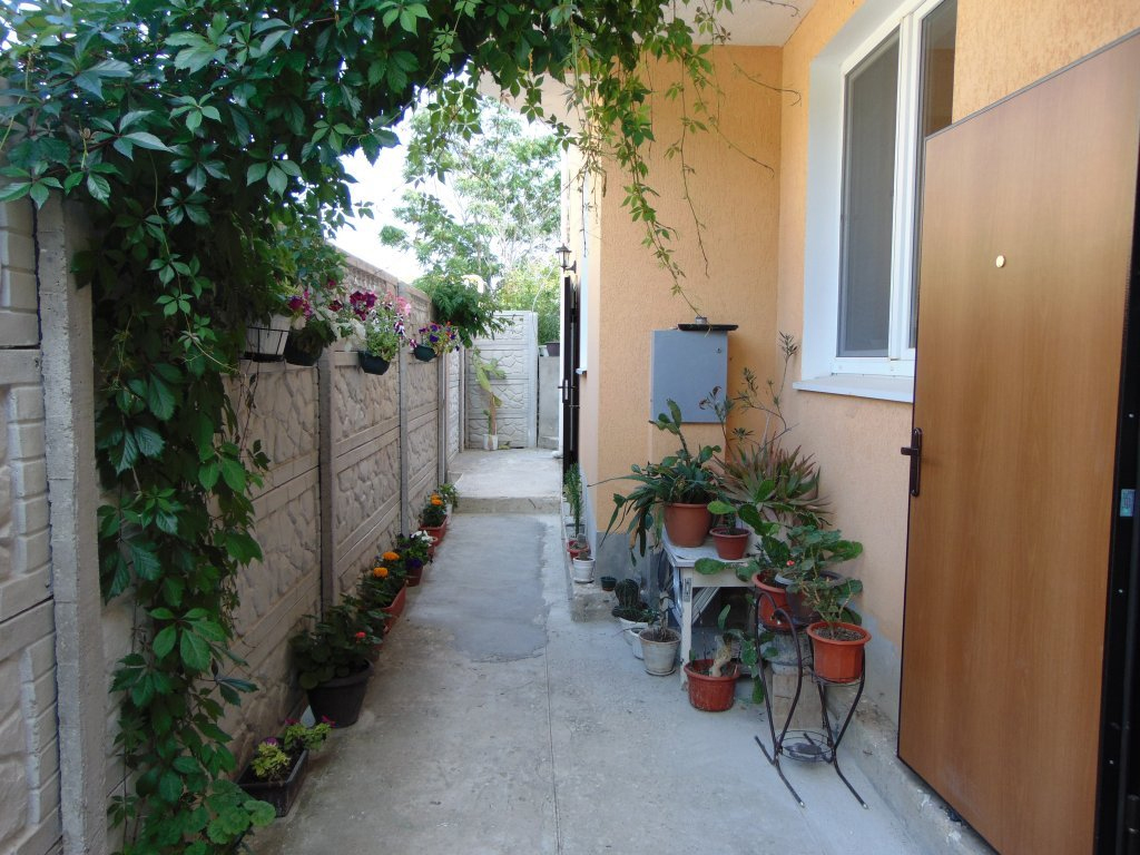 最舒服简单的农家小院,自建房三开间农家小院布局