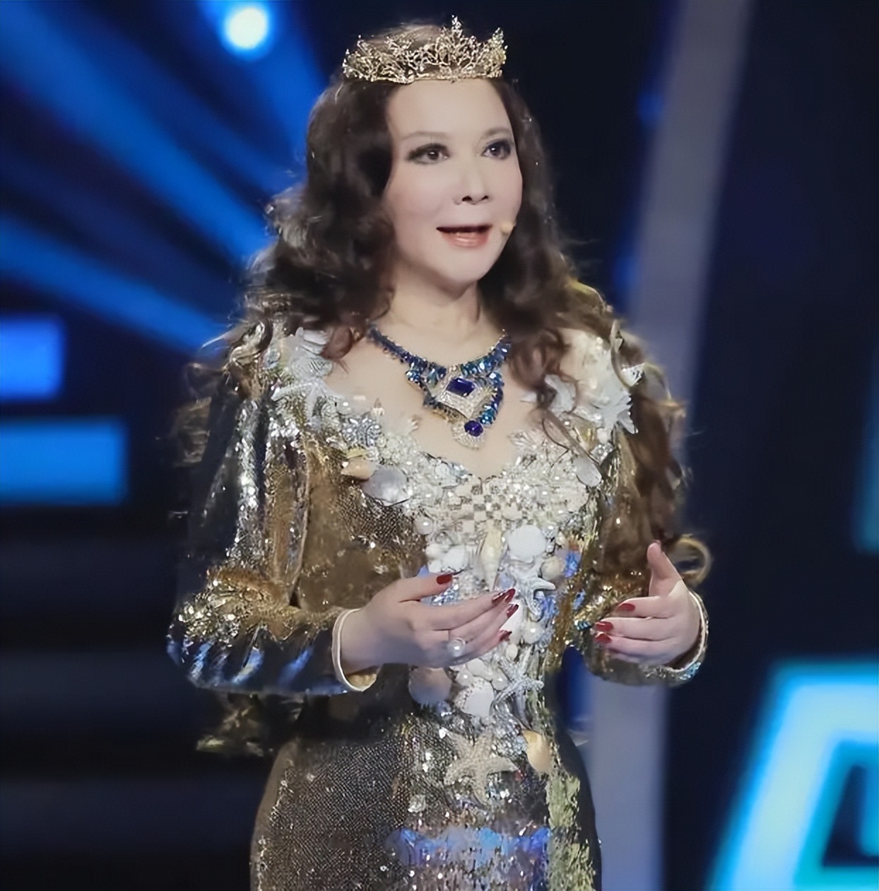 明星下颚骨整容后遗症,脸像鞋拔子怎么改善