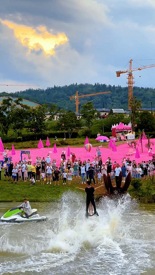 5·19幸福旅程从保山开始丨五一游腾冲,绝美栖花岭:天空之伞+千亩花海+粉色沙滩+福利