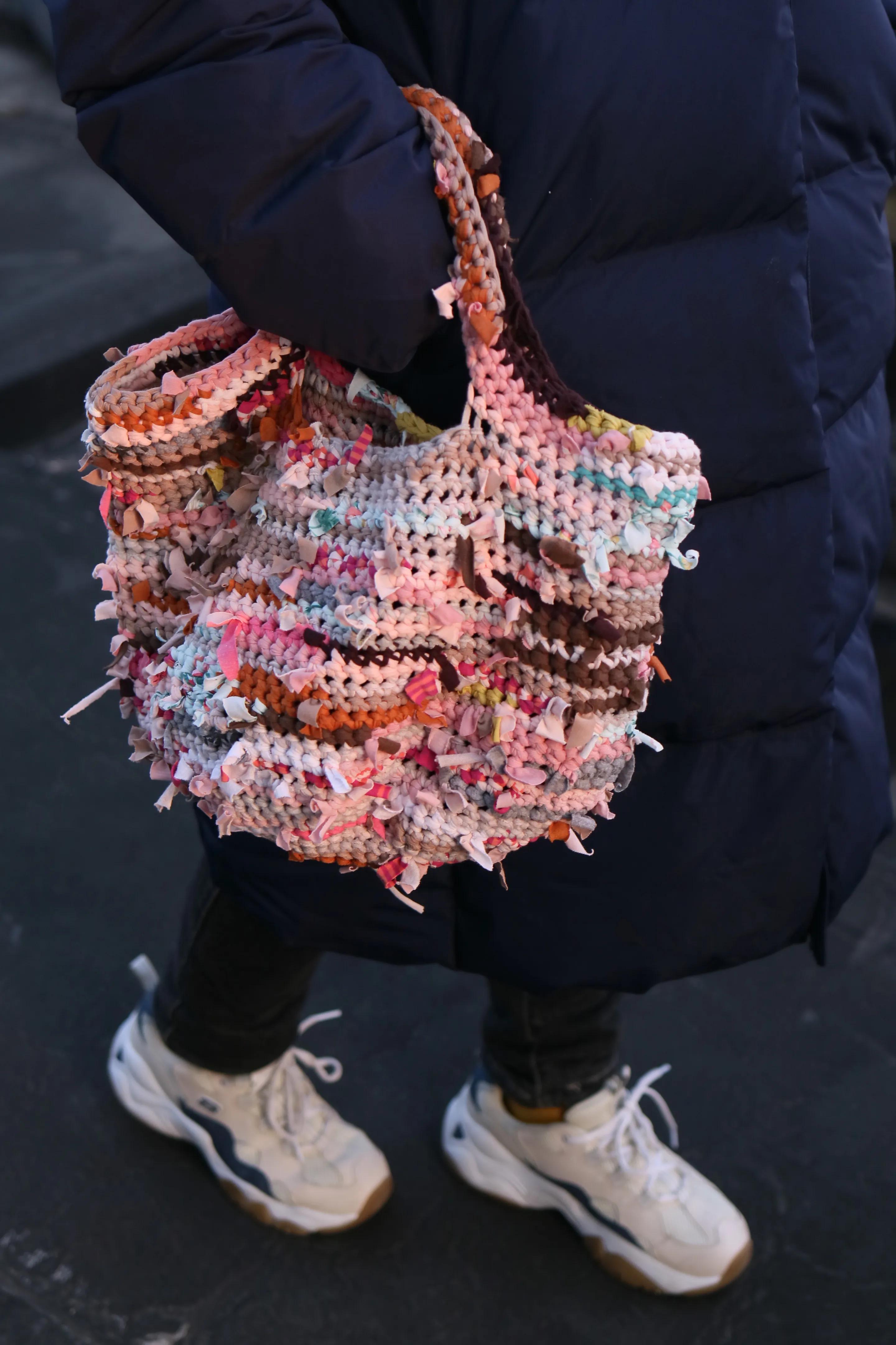 手工包包怎样才有立体感,手工包包有弹力