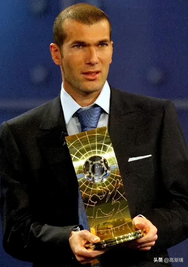 艺术足球齐达内,足球大师齐达内价格