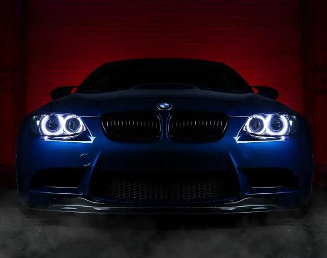 宝马8是否停产,30年前的宝马850i