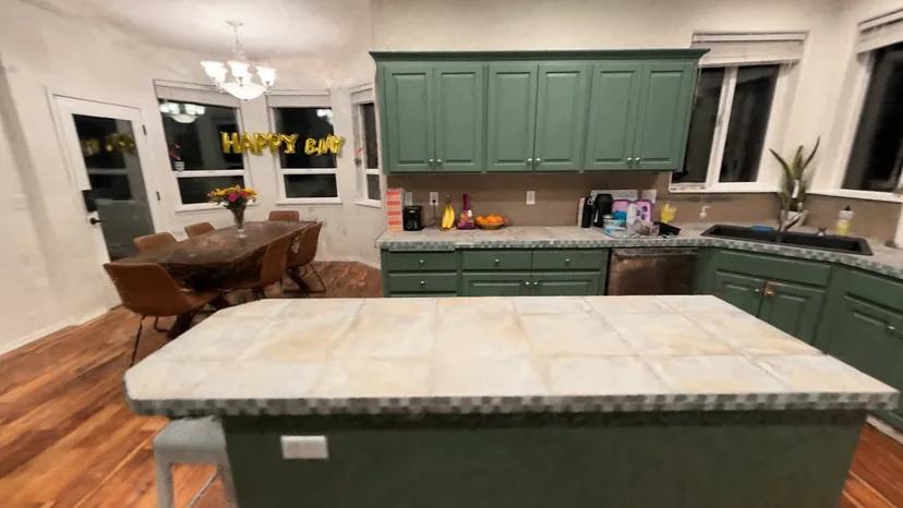 NeRF室内三维重建对比:LumaAIvs.Nerfstudiovs.Instant-NGP