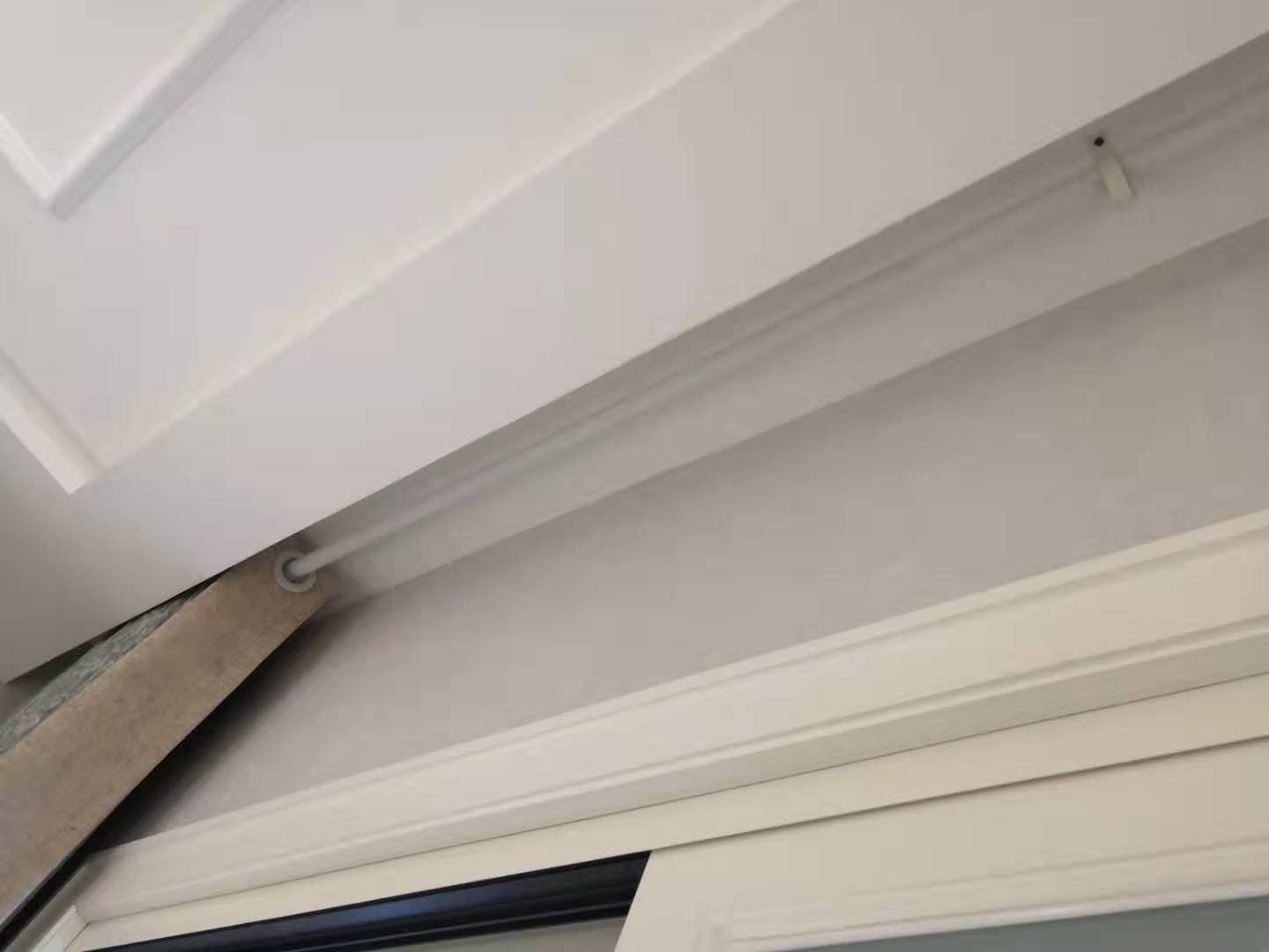 窗帘盒要怎么装才能美观,卧室没装窗帘盒怎样装窗帘