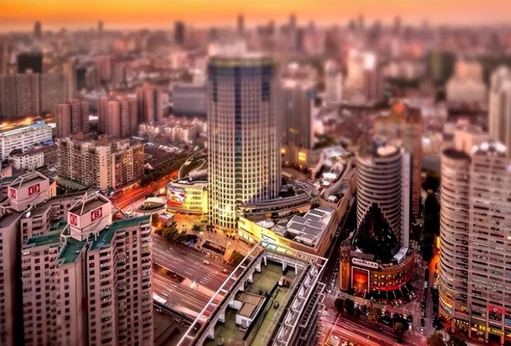 公务员工资够不够养家,公务员工资不到一万怎么办