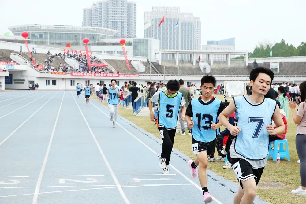 中南大学24周年超燃,超燃运动会开幕式热门