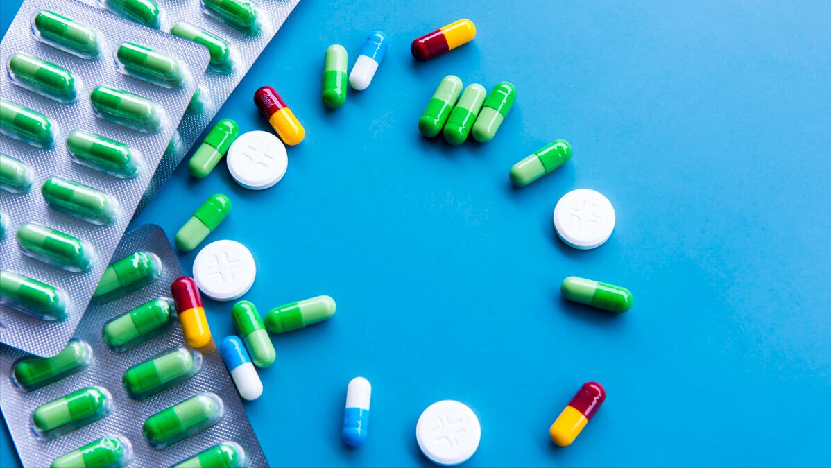 70岁以上老人的生活建议,老年人还能再婚或同居生活吗