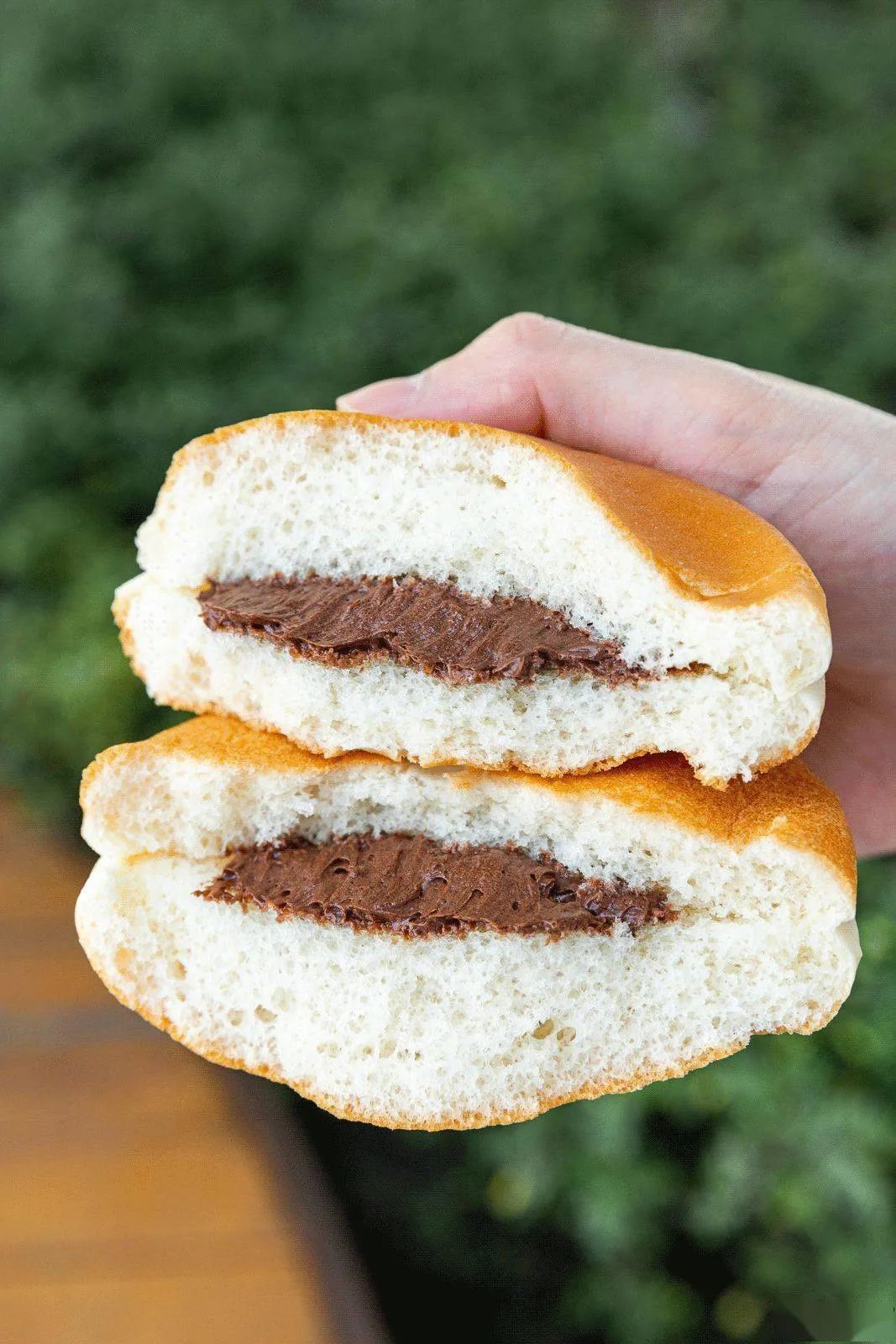 嘉顿面包历史,面包百年老店