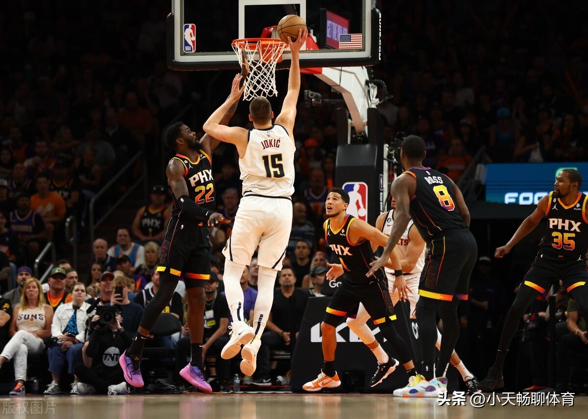 布克荣登总决赛,布克成为本季联盟第一名