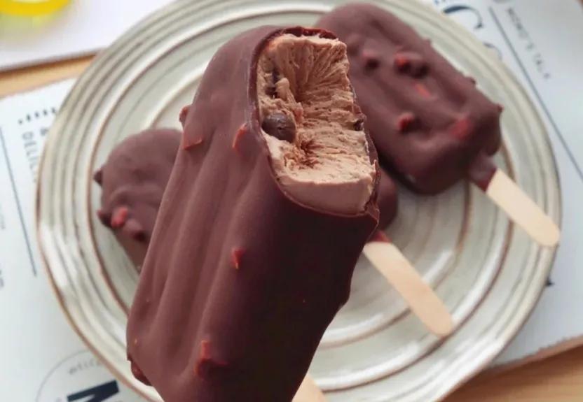 8款奶香浓郁无冰渣的雪糕做法,怎么做好吃又简单的雪糕啊