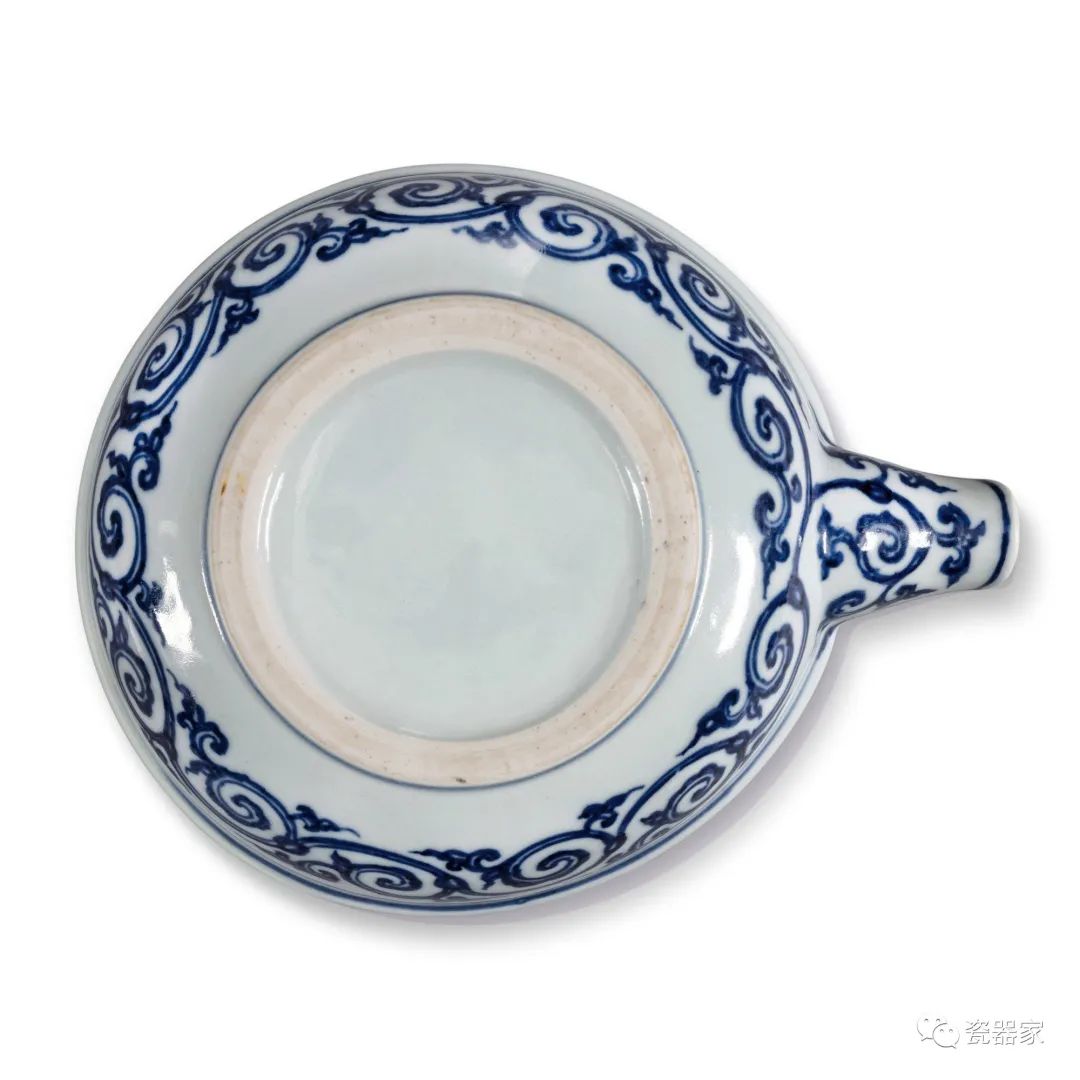 苏富比瓷器秋拍 (苏富比19年香港瓷器春拍)