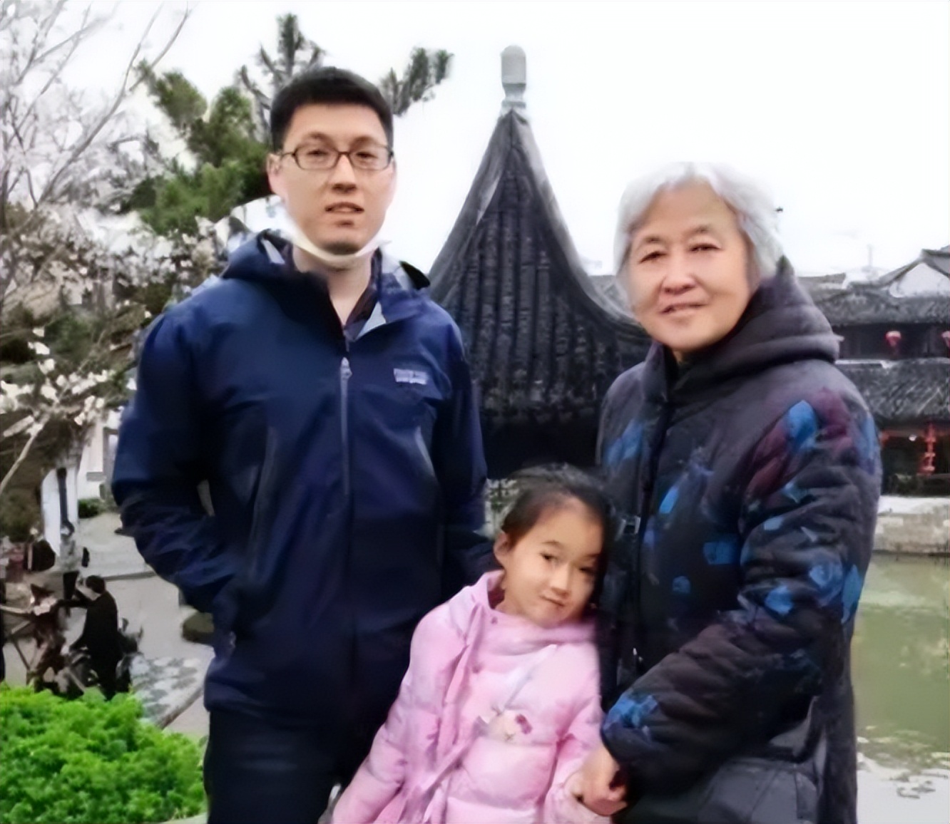 上海女博士花十五万抗癌,上海患癌女博士为丈夫舍命生子