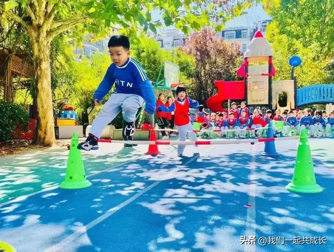 我们走过这一年——回眸济南市启明星幼儿园2022的追光路