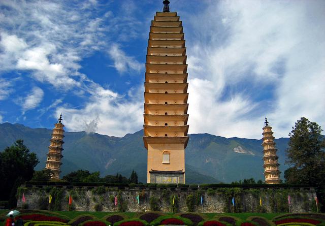 自驾游云南大理古城攻略,云南今年暑假游客多不多