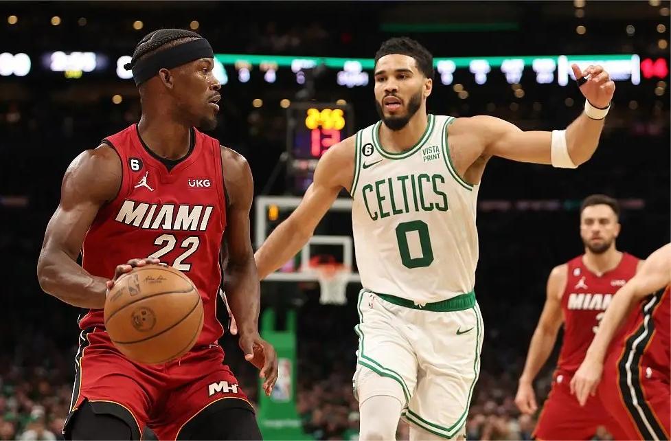 全联盟意志最坚韧的球队,全联盟进攻效率历史第一