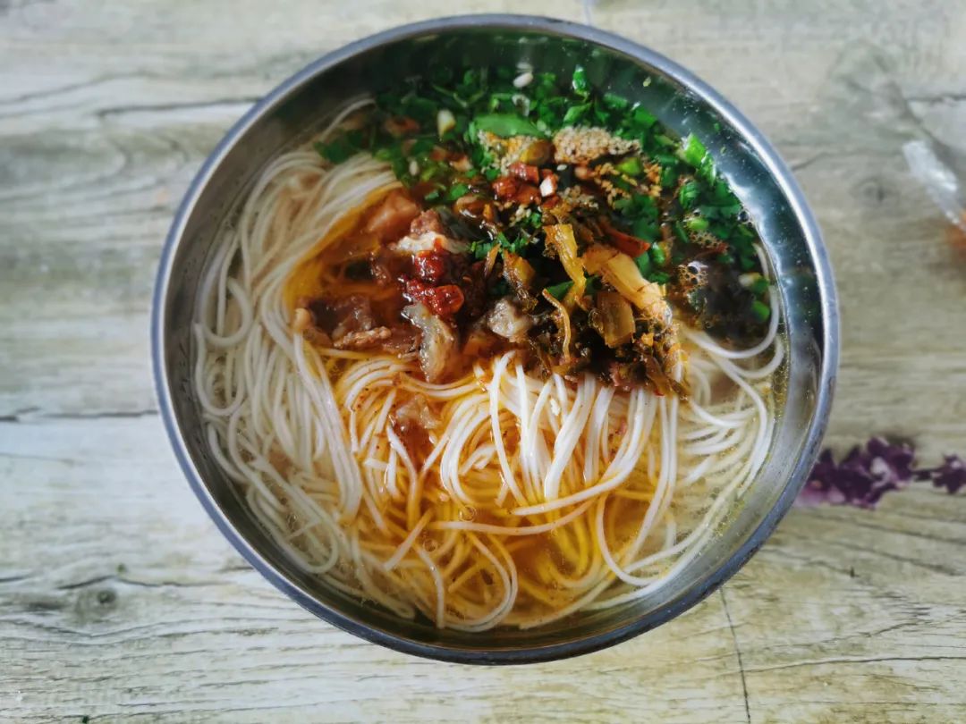 银杏谷泡温泉的地方,广东冬天赏银杏泡温泉