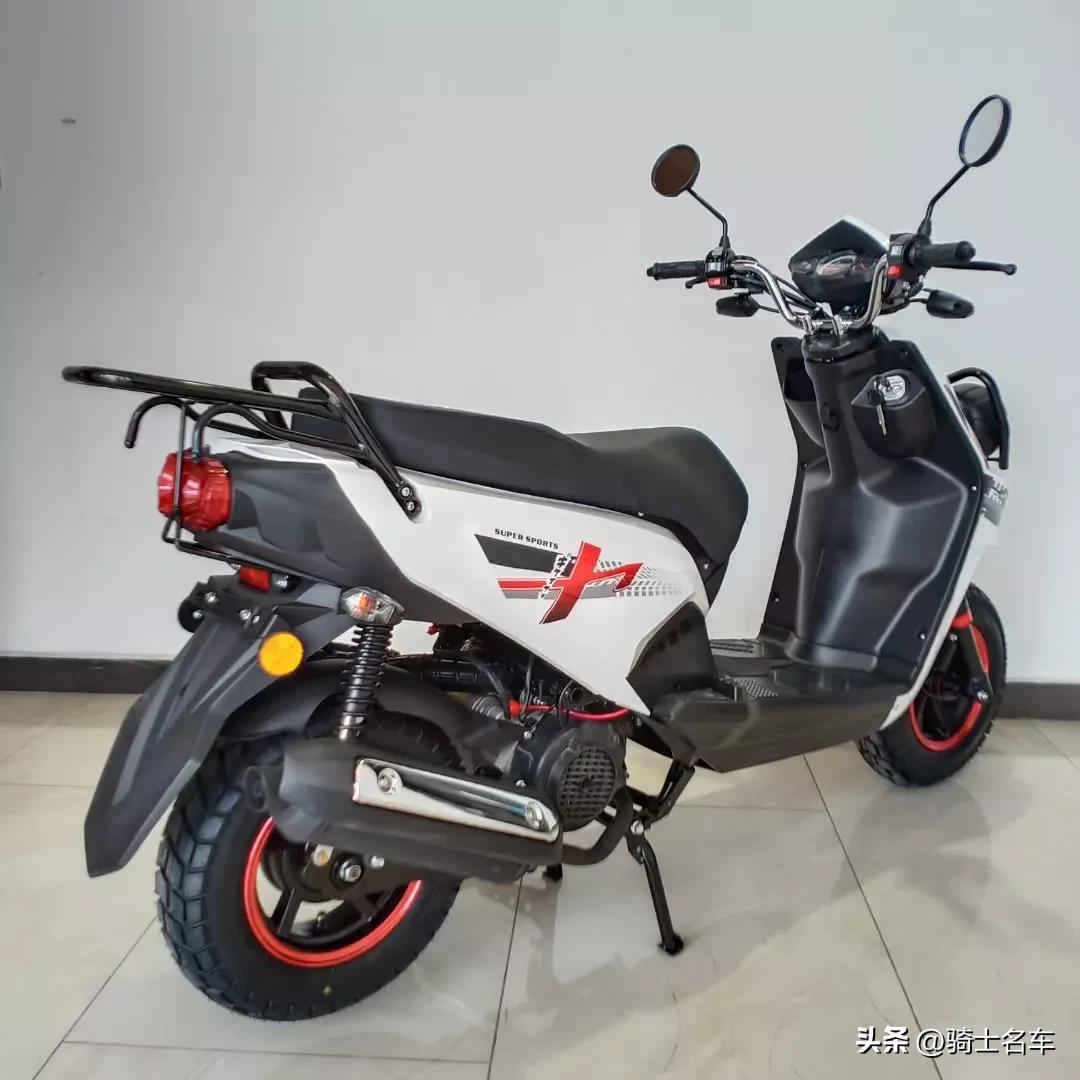 路虎踏板一代,路虎三代踏板车怎么样