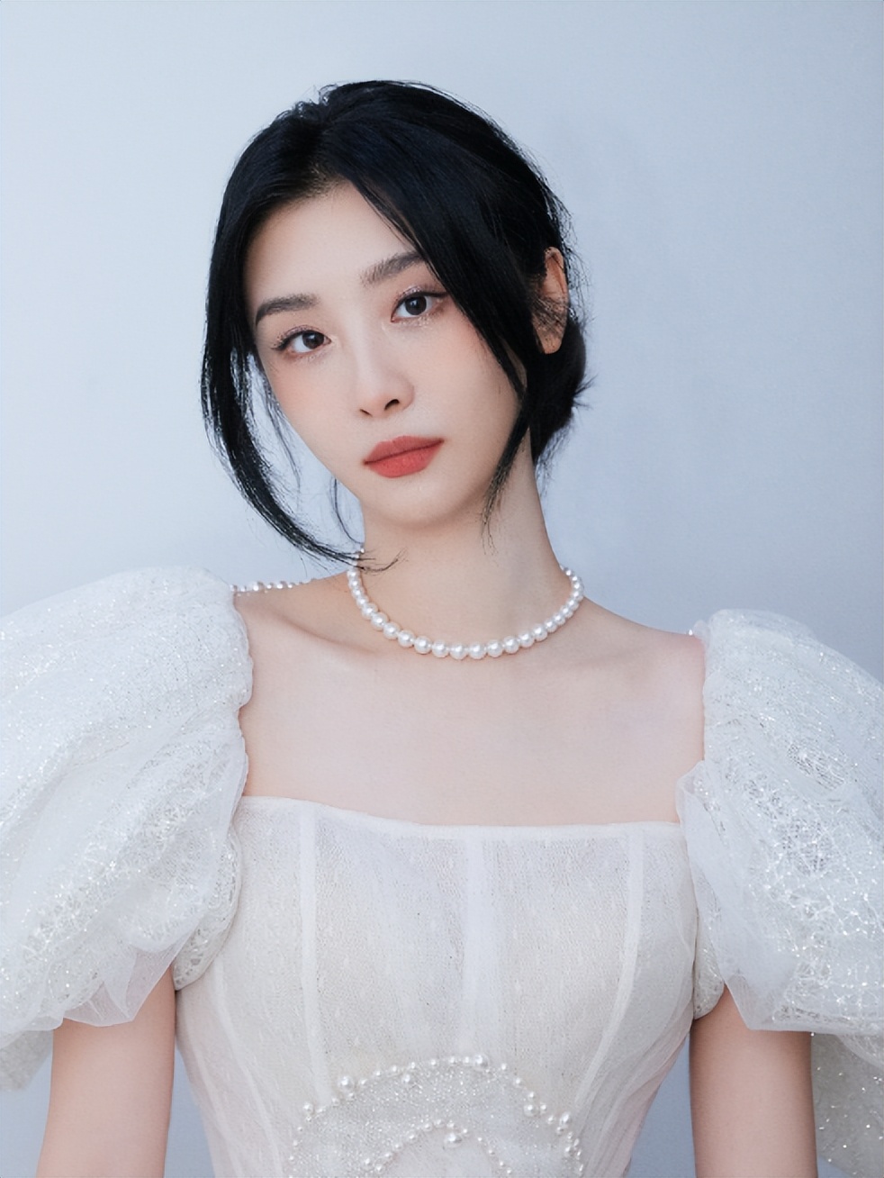 胡先煦张子枫赵小棠演的电影,北影节开幕式红毯陈都灵