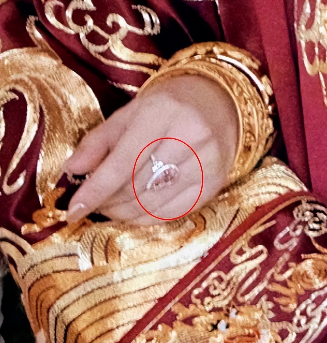 5000万的豪华婚礼有哪些细节,5000万婚礼