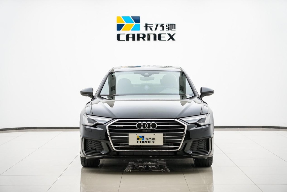 存款一个小目标，开一台30万的奔驰C？看看国足教练都开什么车？