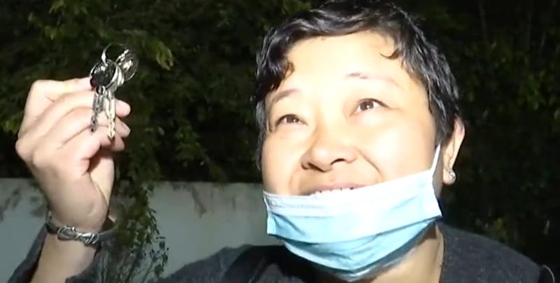 邻居办酒席房门被撬,邻居撬开我房门办婚宴知乎