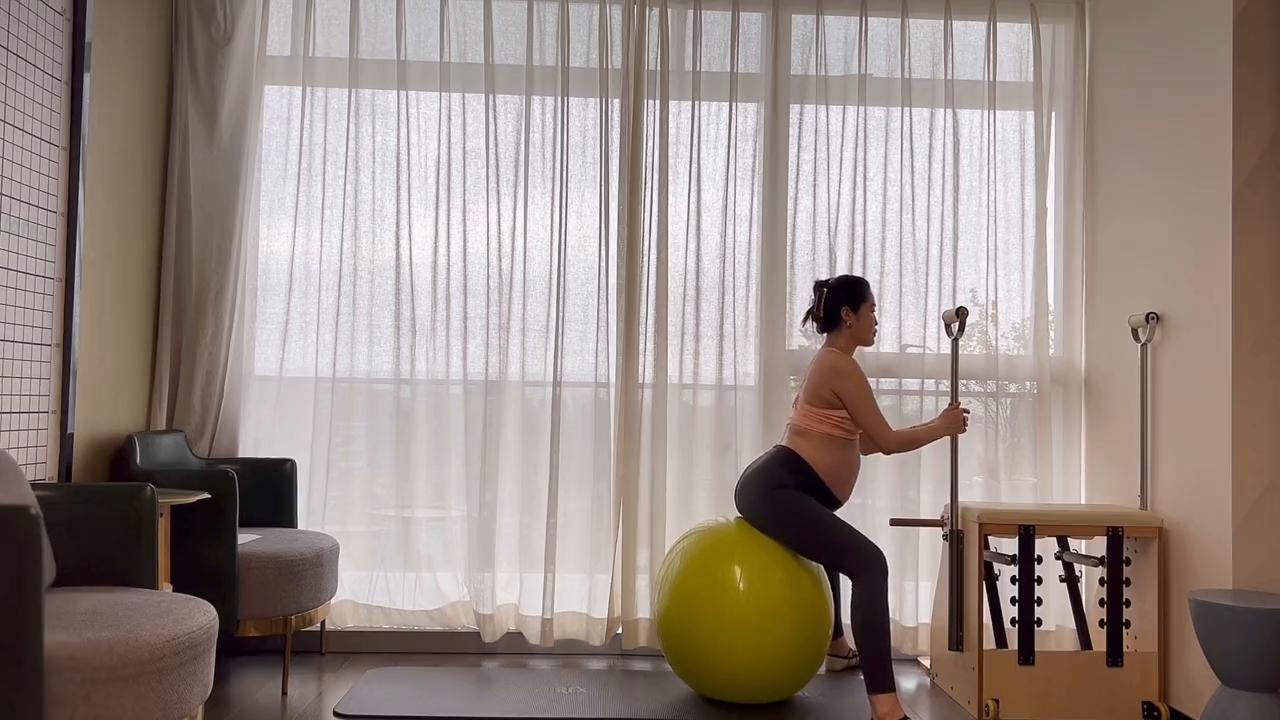 怎么从臀位变头位,怎么看宝宝的胎位由臀位变头位了