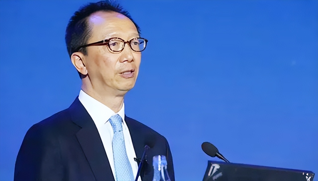 香港财神爷梁锦松与伏明霞的爱情故事