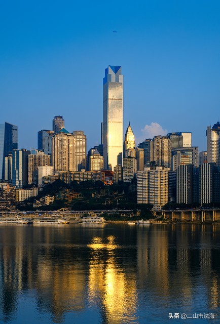 为什么在重庆开设迪士尼乐园比在成都和西安好？