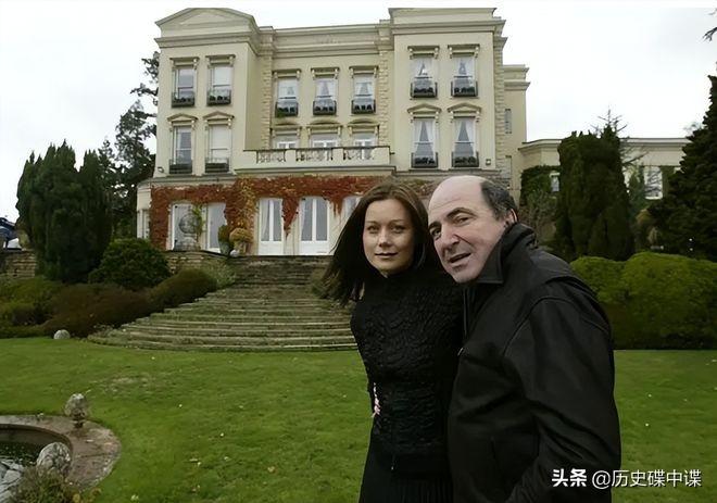 2009年普京帮工人视频 (普京奖励工厂工人的视频)