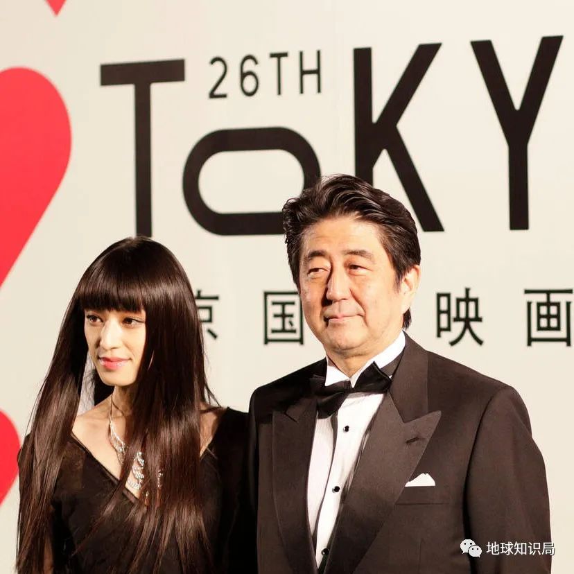 安倍之死，动摇日本？|地球知识局