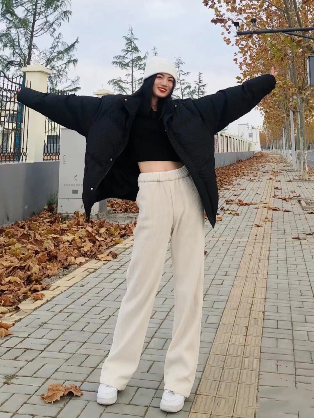 黑条绒裤子掉毛怎么处理,加绒裤掉毛厉害算不算质量问题