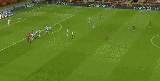 c罗错失单刀球葡萄牙对西班牙,c罗错失单刀球葡萄牙挑射