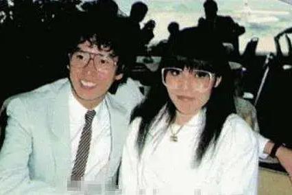 72岁谭咏麟吃早餐引争议,谭咏麟原配莎莉正式剃度出家了