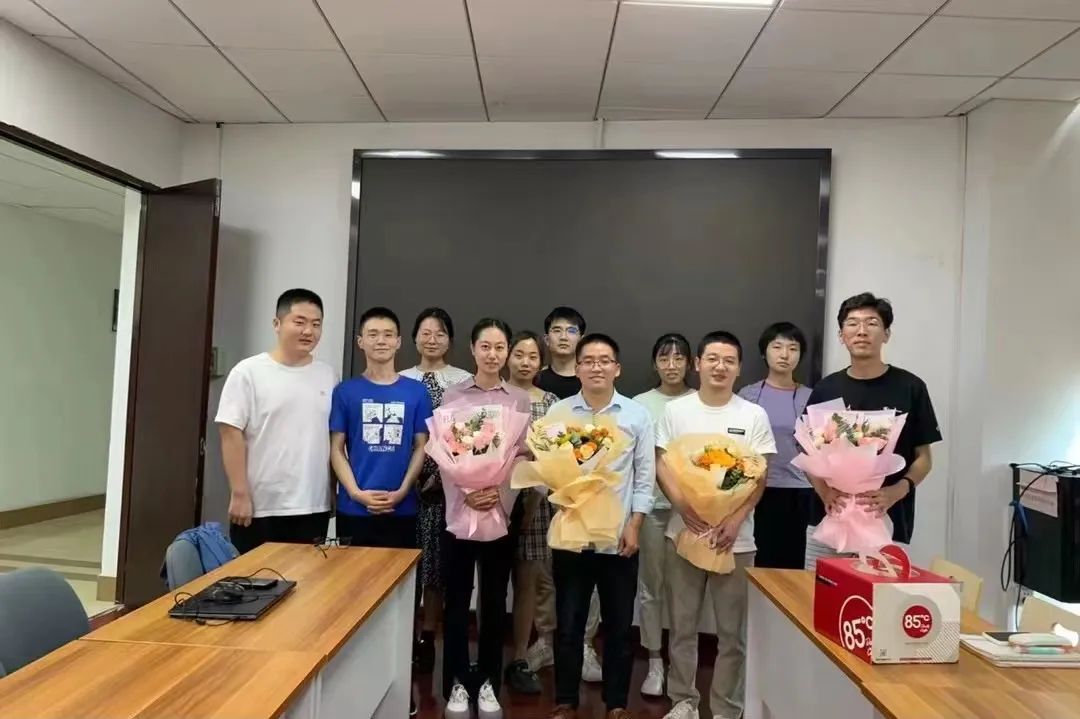 这把“蚁巢伞”在复旦落地了！