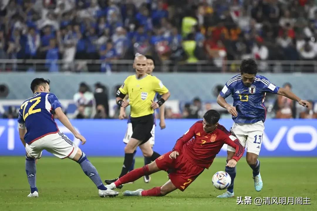 日本vs中国男足李铁,日本vs国足李铁现场指挥