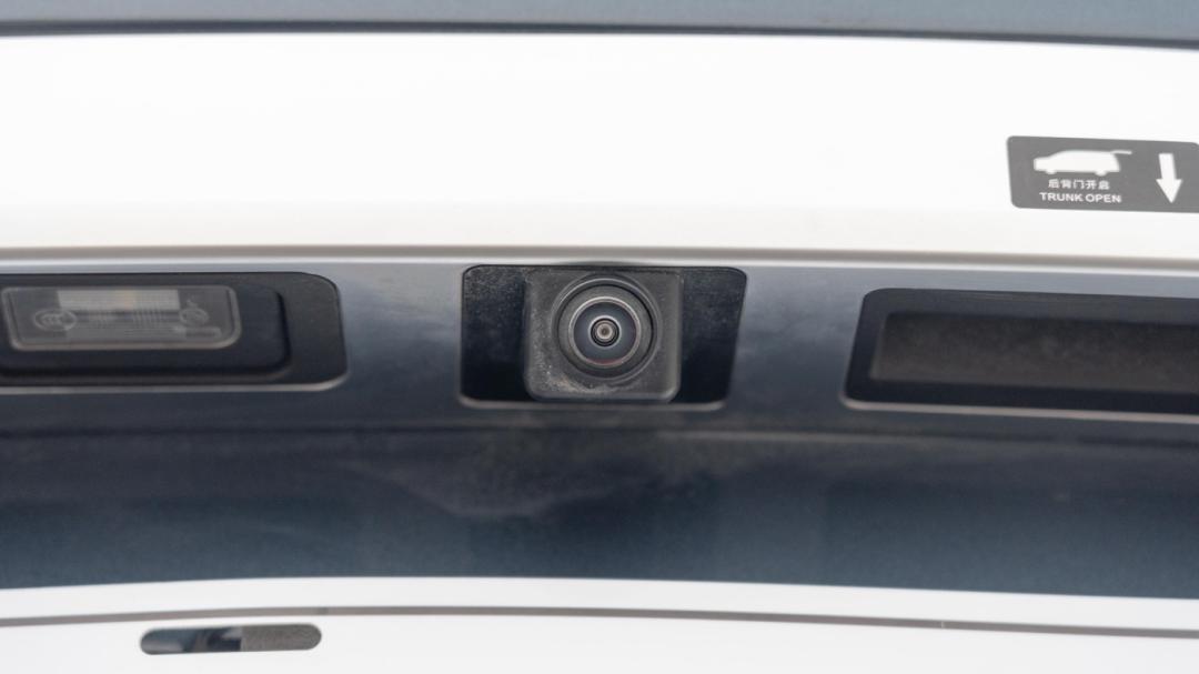 国产汽车比亚迪mpv腾势,国产mpv排行榜前十名腾势