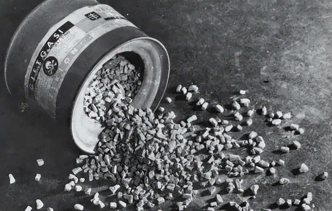 恶魔的*器武**—二战日本化学毒气