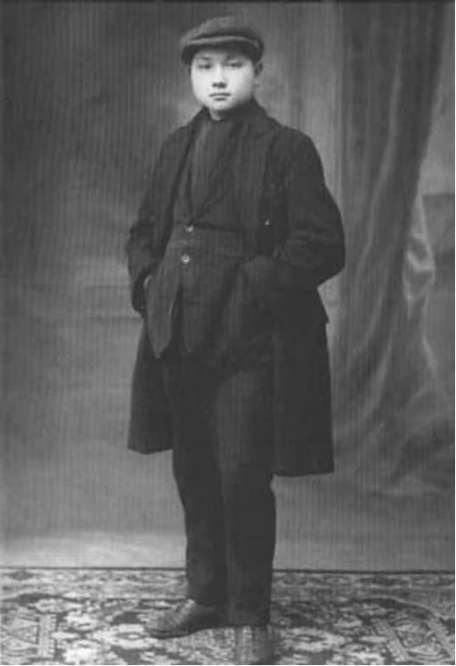 军委制定接防香港方案，忽视了*力武**准备，*小平邓**沉着脸说了2句话