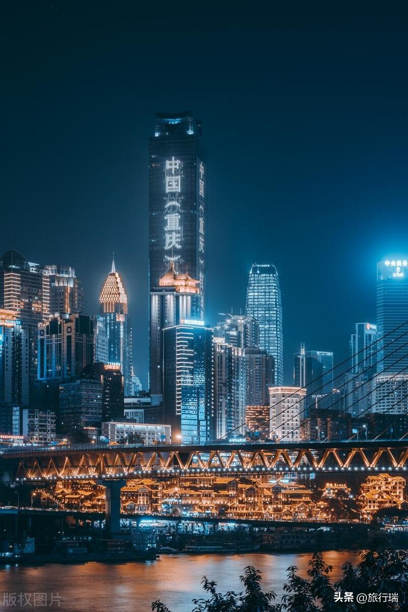 重庆攻略十个必须要去的地方,到没去过的地方走走