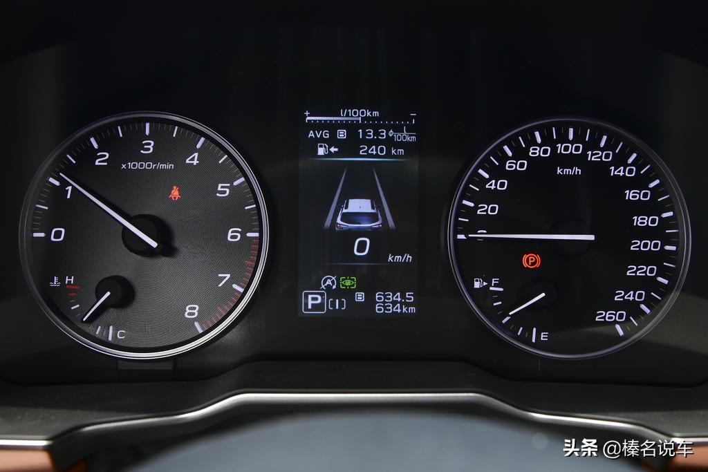 斯巴鲁傲虎国内引进2.4t试驾,斯巴鲁傲虎3.6水平对置6缸