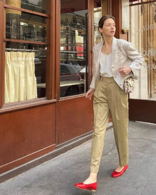 女人穿衣要讲究高级质感,中性色穿搭技巧女冬季