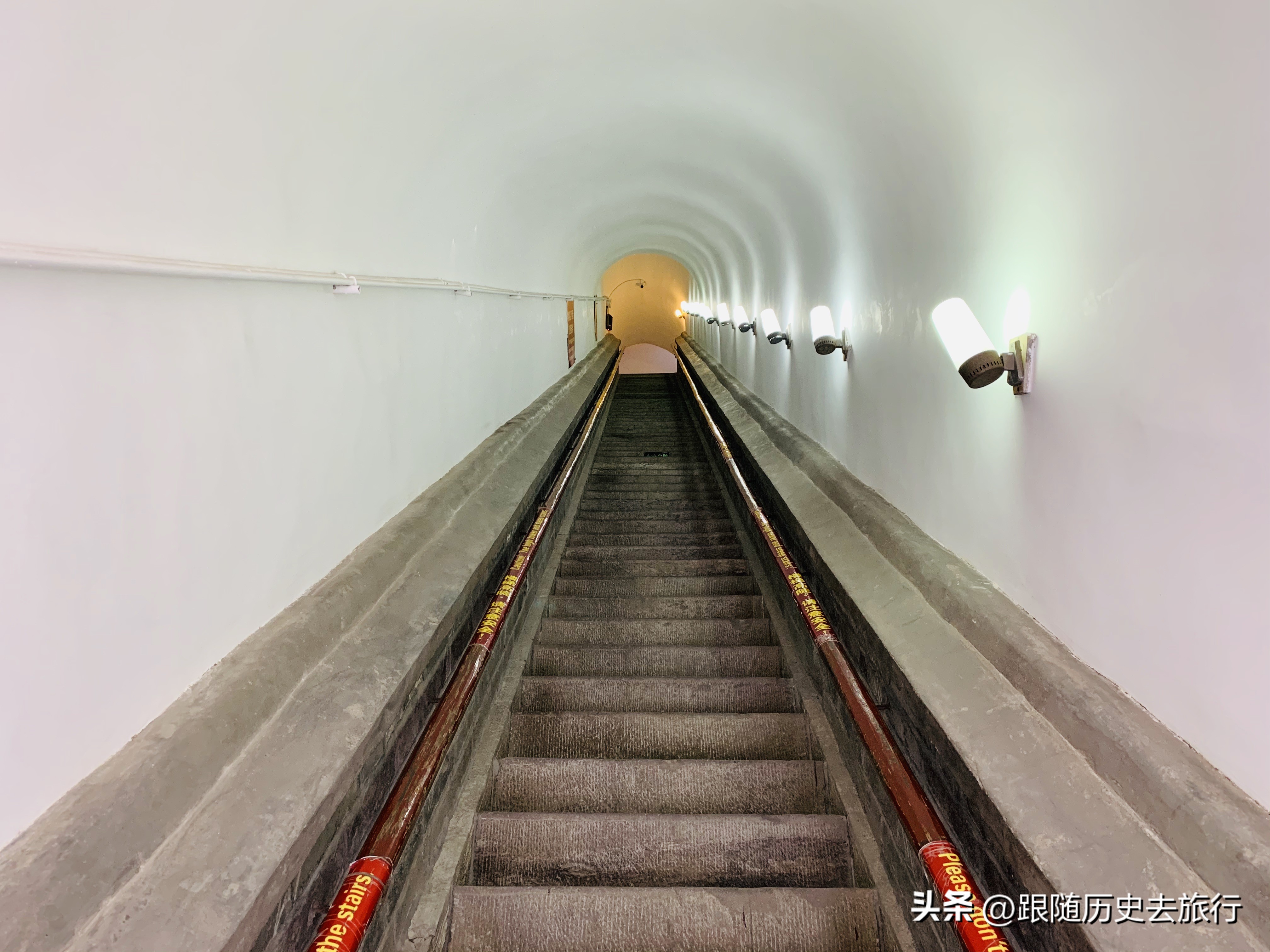 探秘北京中轴线上的钟鼓楼!独特设计雄伟壮观,正在申请世界遗产