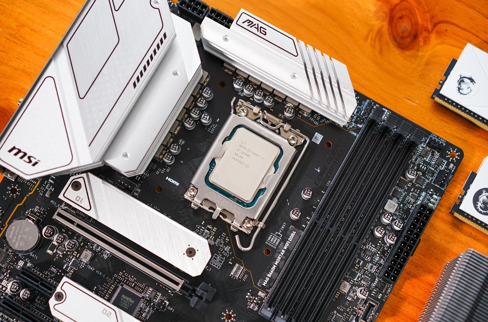 迫击炮b360主板固态散热片,b550迫击炮主板支持pcie4.0固态吗